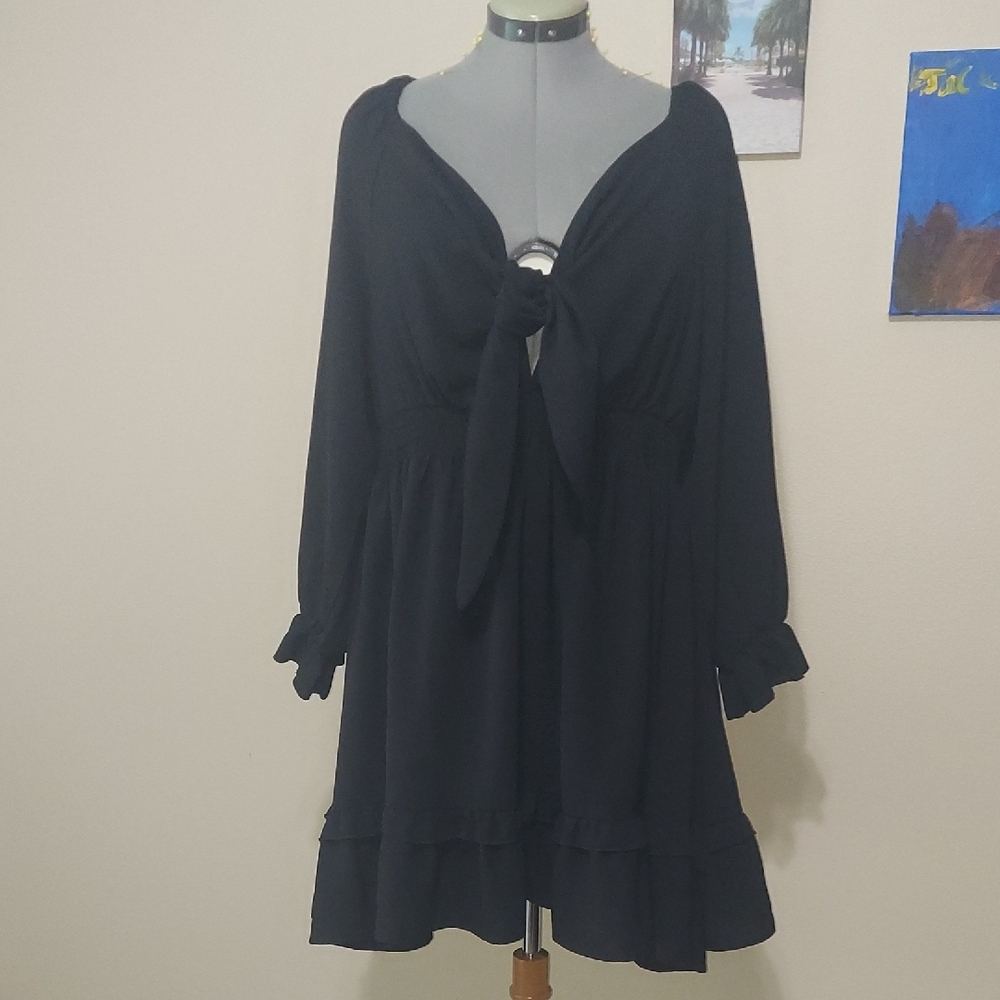 Elegant Black Mini Dress